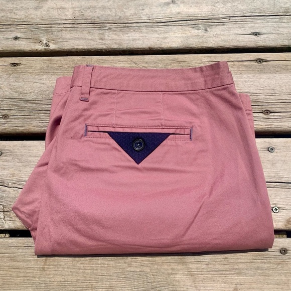Ted Baker London Men’s Shorts - Size 36R, Dusty Rose - Picture 10 of 10